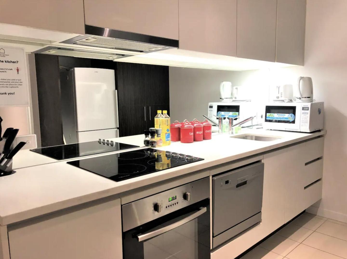 Readyset Apartments At Madison ملبورن المظهر الخارجي الصورة